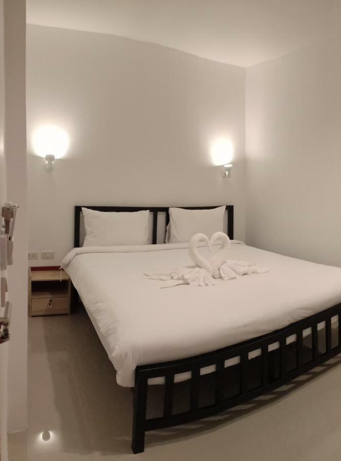 Chaweng Best Hotel And Hostel Samui ภายนอก รูปภาพ