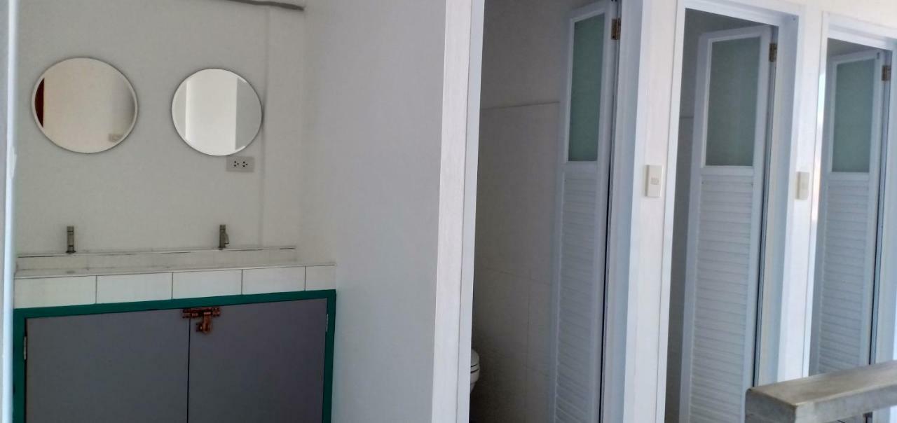 Chaweng Best Hotel And Hostel Samui ภายนอก รูปภาพ