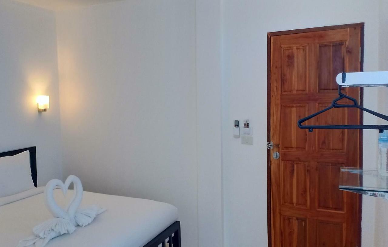 Chaweng Best Hotel And Hostel Samui ภายนอก รูปภาพ
